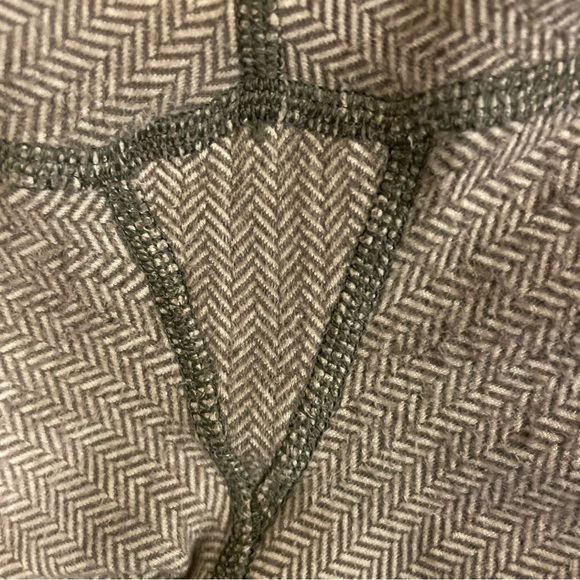 Lululemon Wunder Under Pant (Hi-Rise) 10 herringbone! - Picture 7 of 9